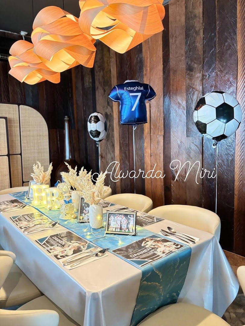 Alwarda Miri gallery photo