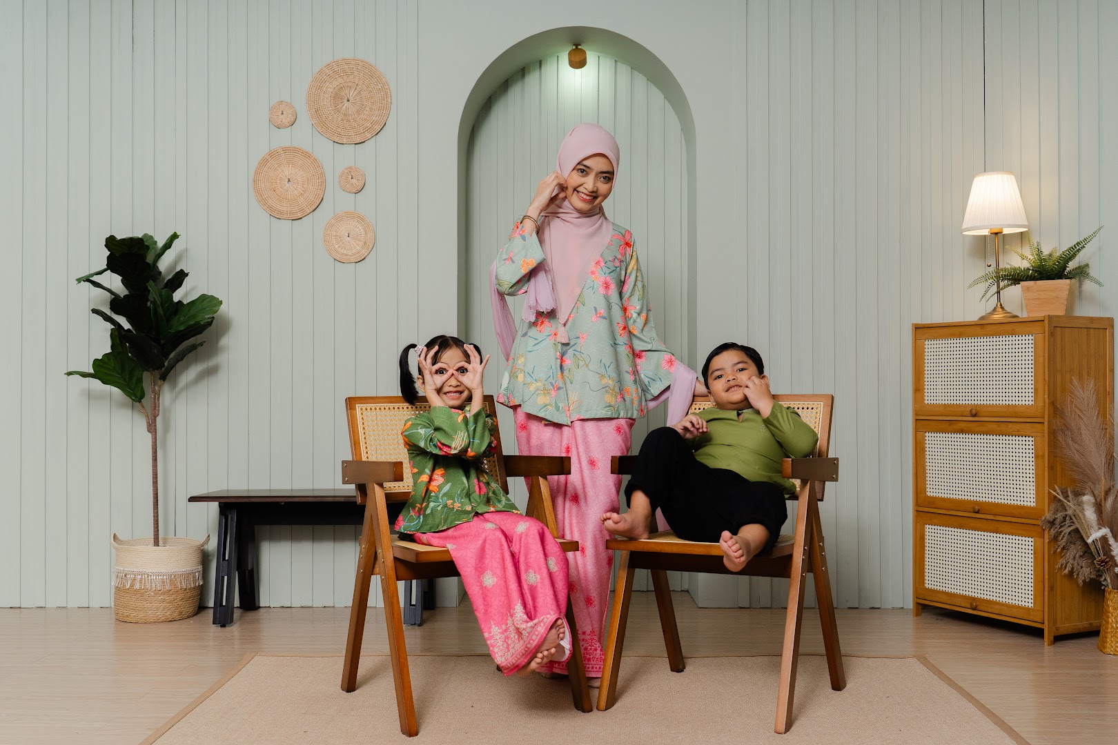 Artsy & Co - PHOTOGRAPHY | CONVOCATION | GRADUATION | CONVO | WEDDING | STUDIO RAYA | CORPORATE | INSTANT PHOTOBOOTH gallery photo