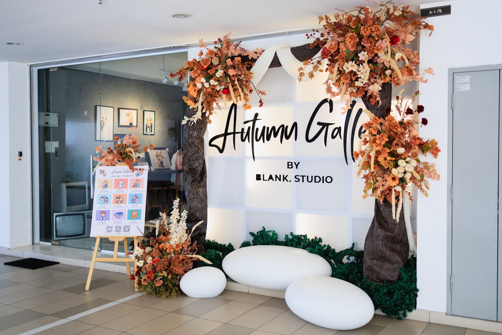 Autumn Gallery by Blank Studio gallery photo