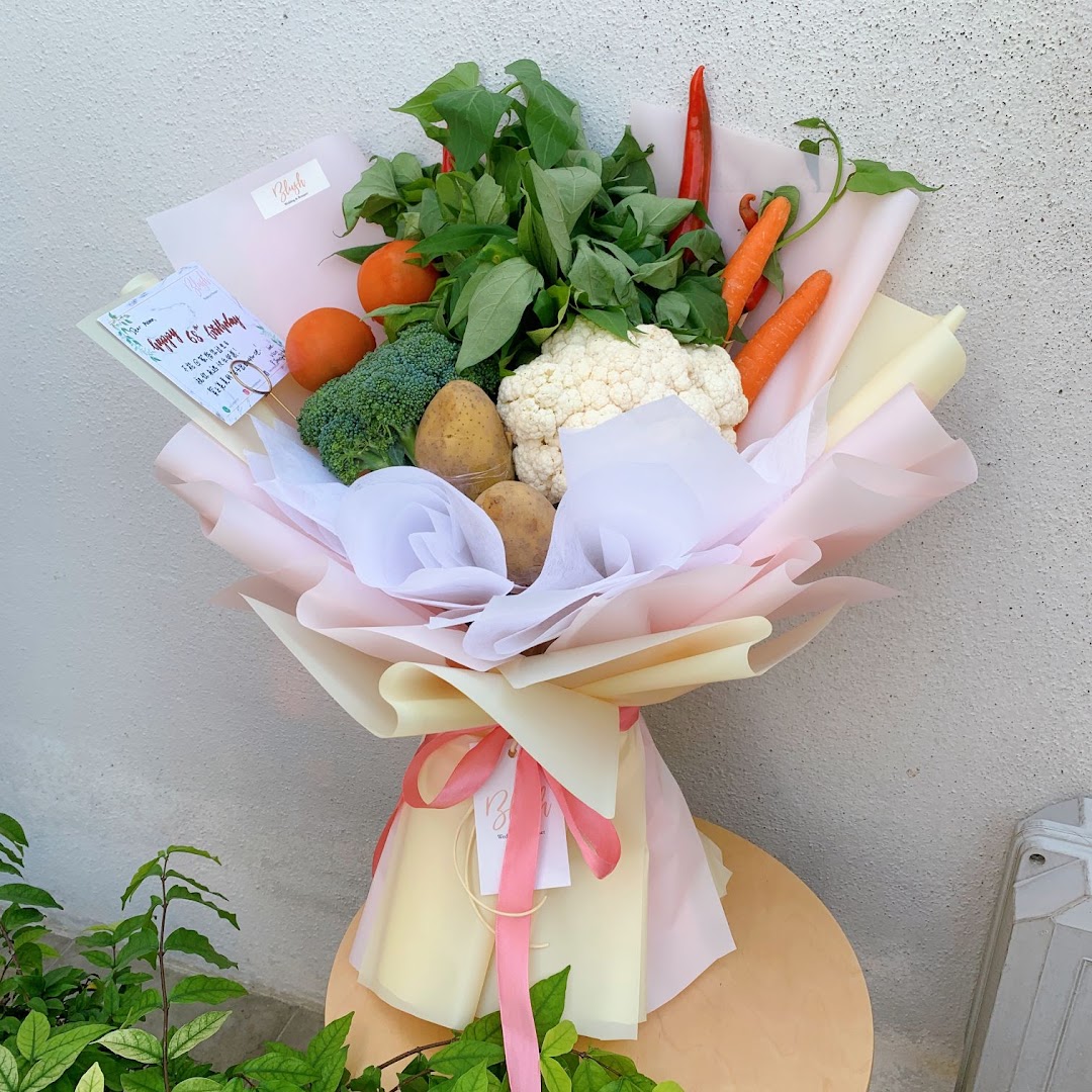Blush Wedding and Bouquet gallery photo