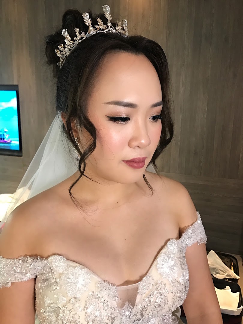 Cindi Makeup Artist gallery photo