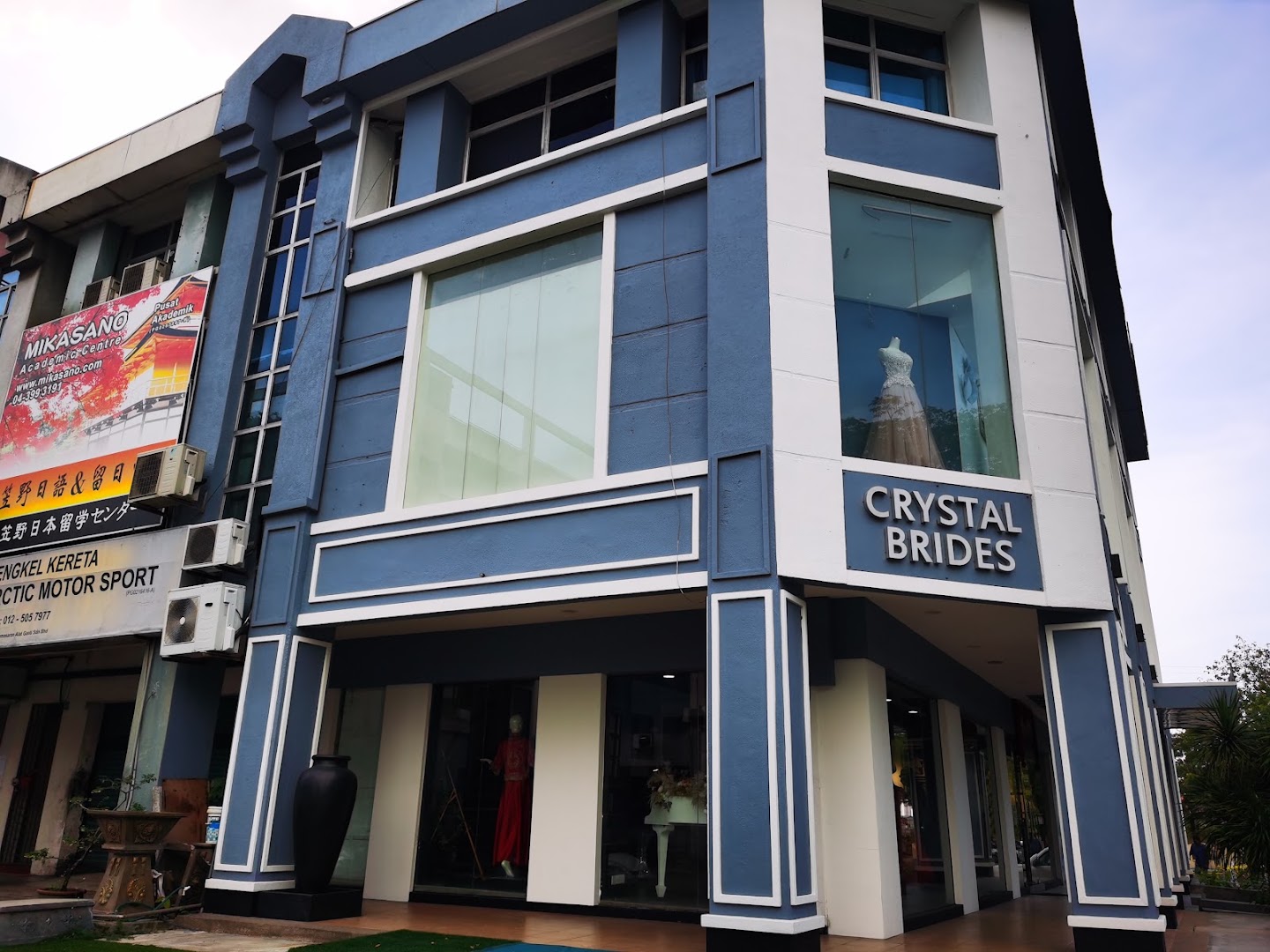 Crystal Brides gallery photo
