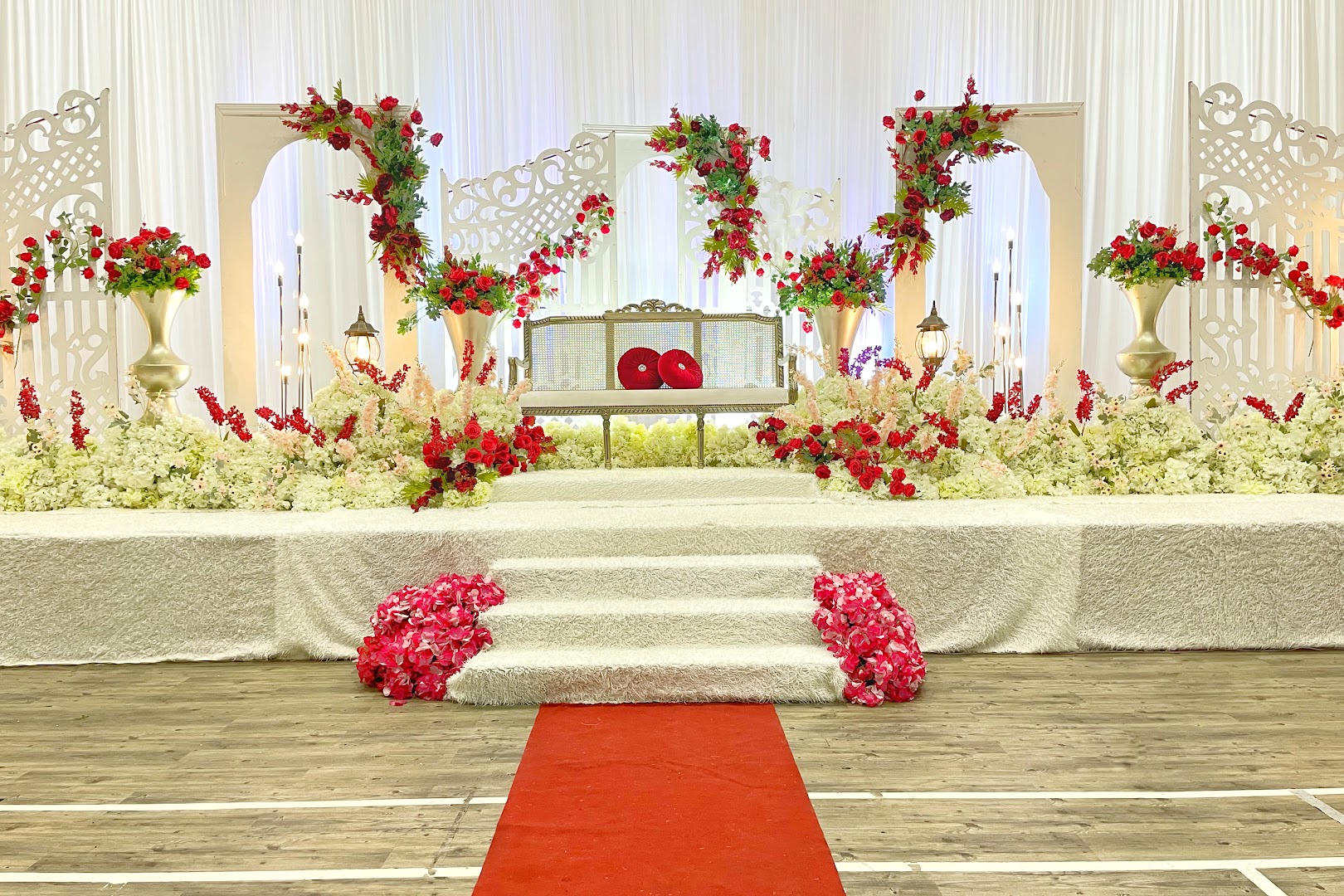 Cute Decorations Studio gallery photo