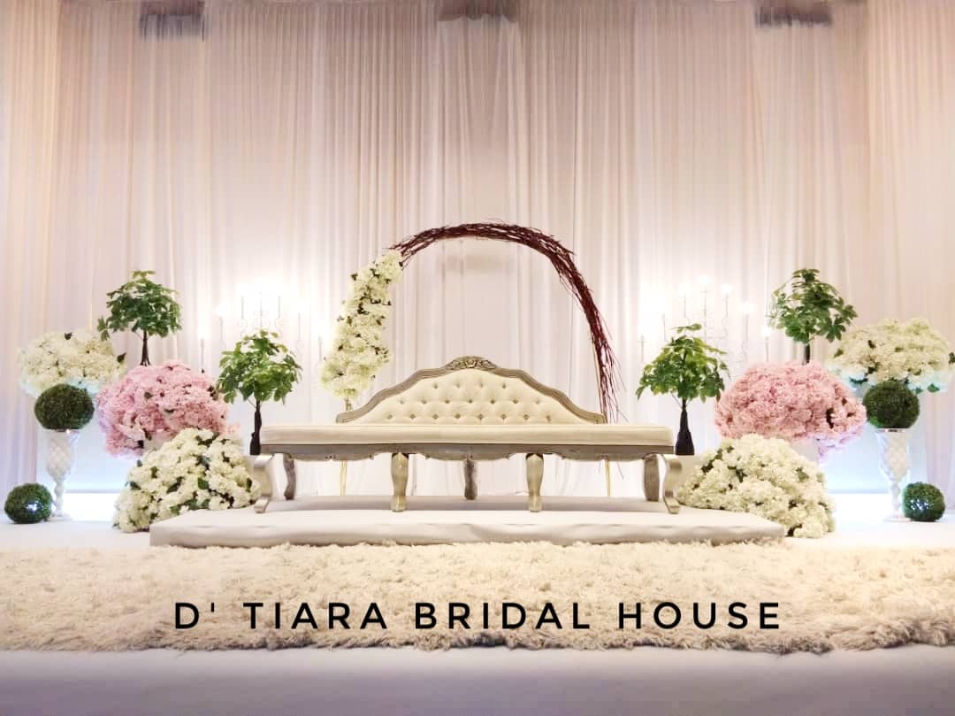 D ' Tiara Bridal House gallery photo