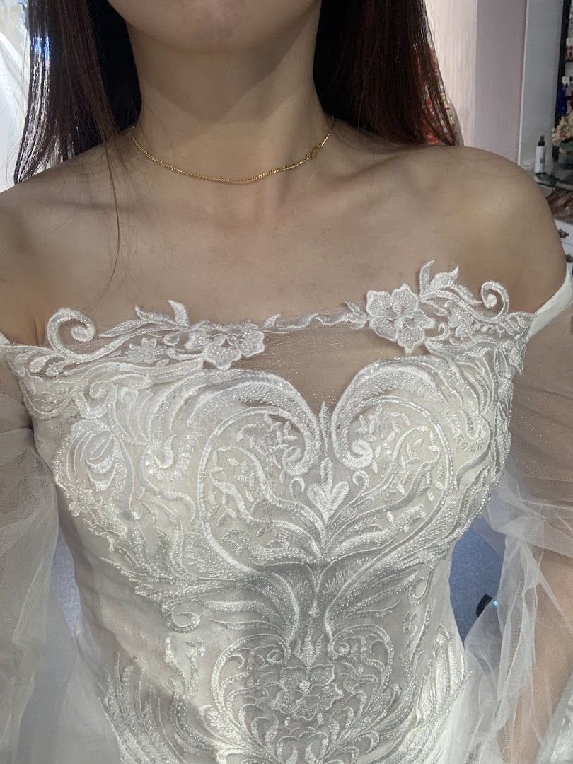 De Blossom Gown Studio (PG) gallery photo