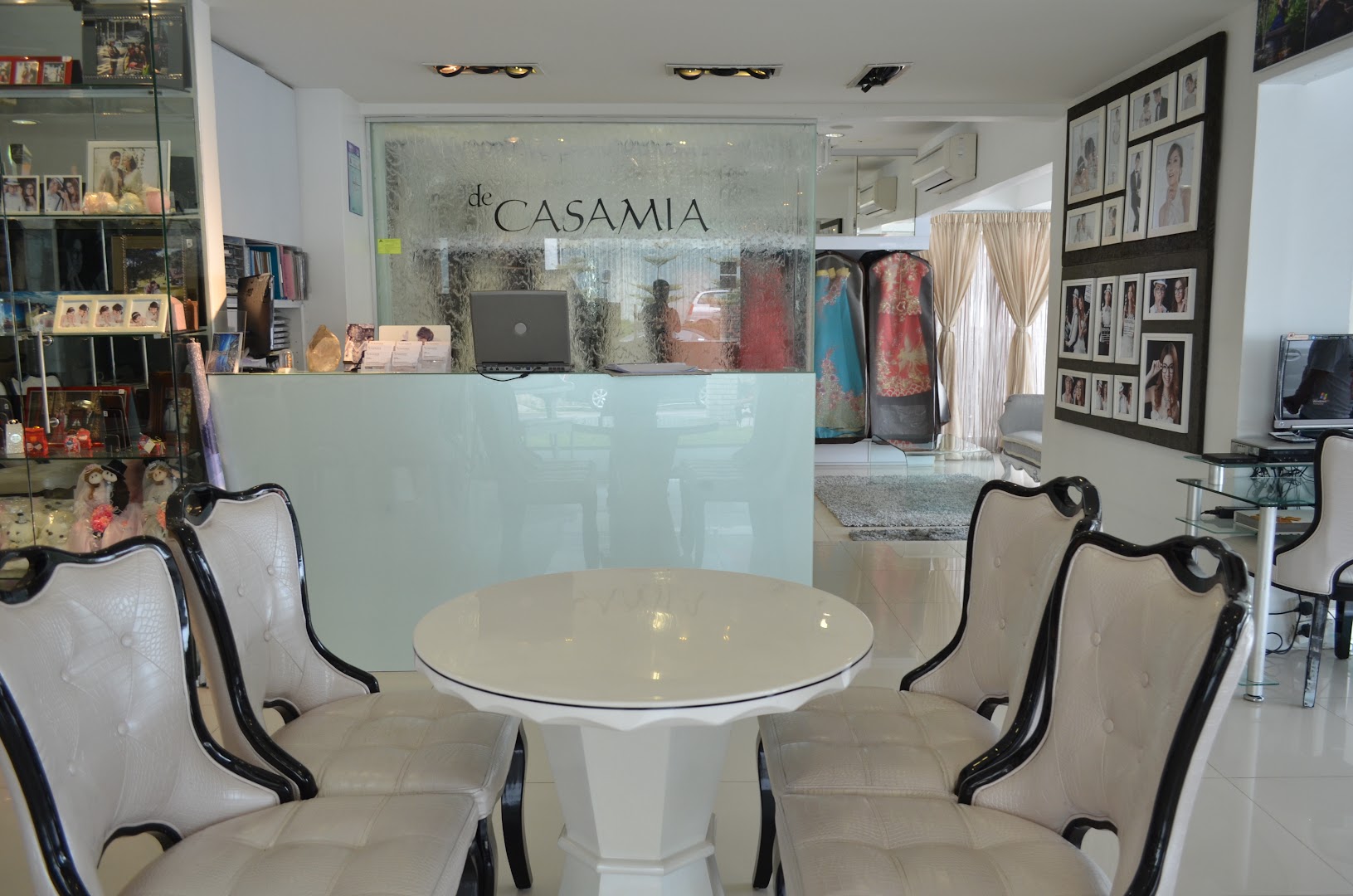 De Casamia gallery photo