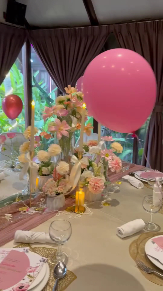DecoGecko Table decoration KL Balloons decor service - Events|Surprise birthday|Corporate event|Kids Party | wedding gallery photo