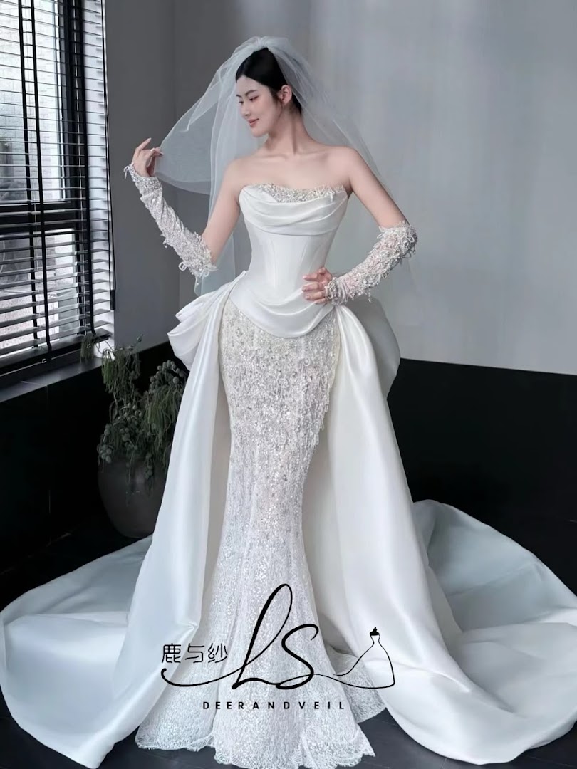 Deer and Veil Wedding Gown gallery photo