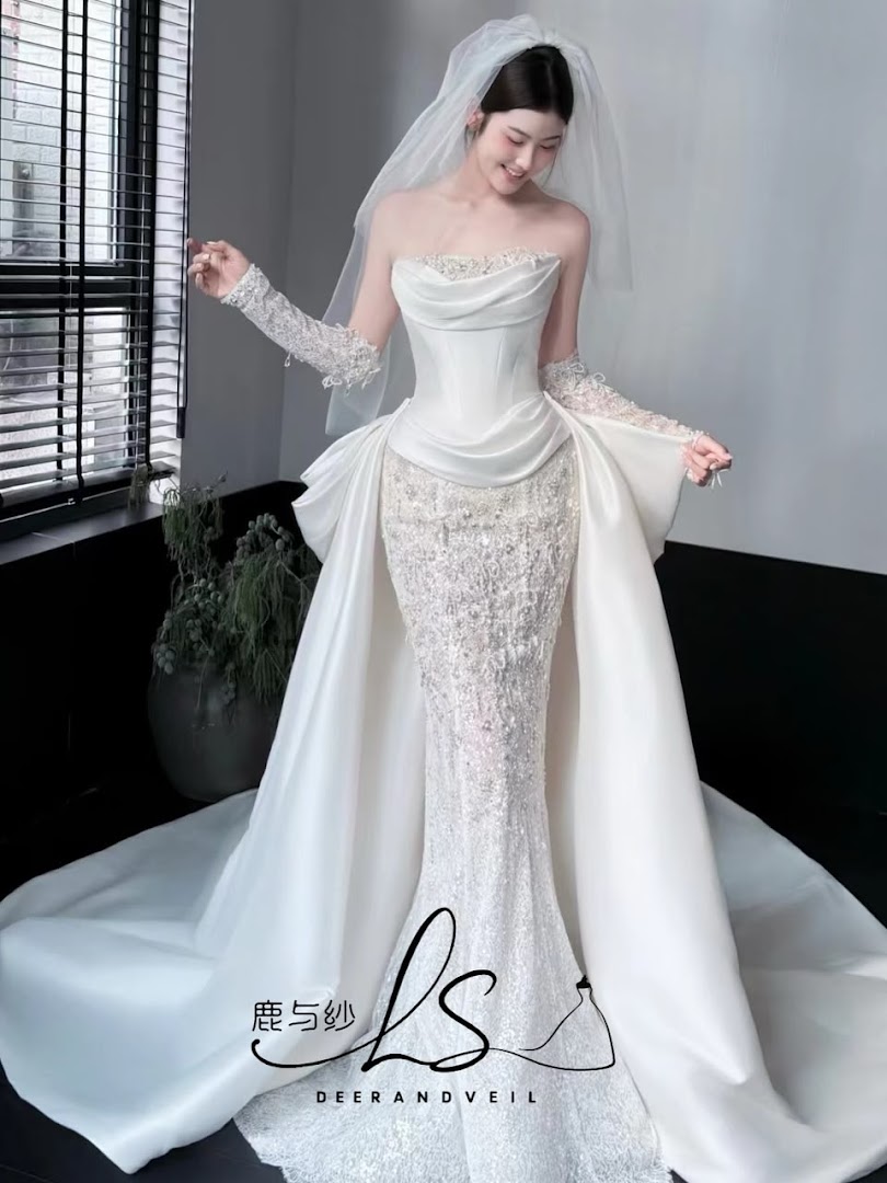 Deer and Veil Wedding Gown gallery photo