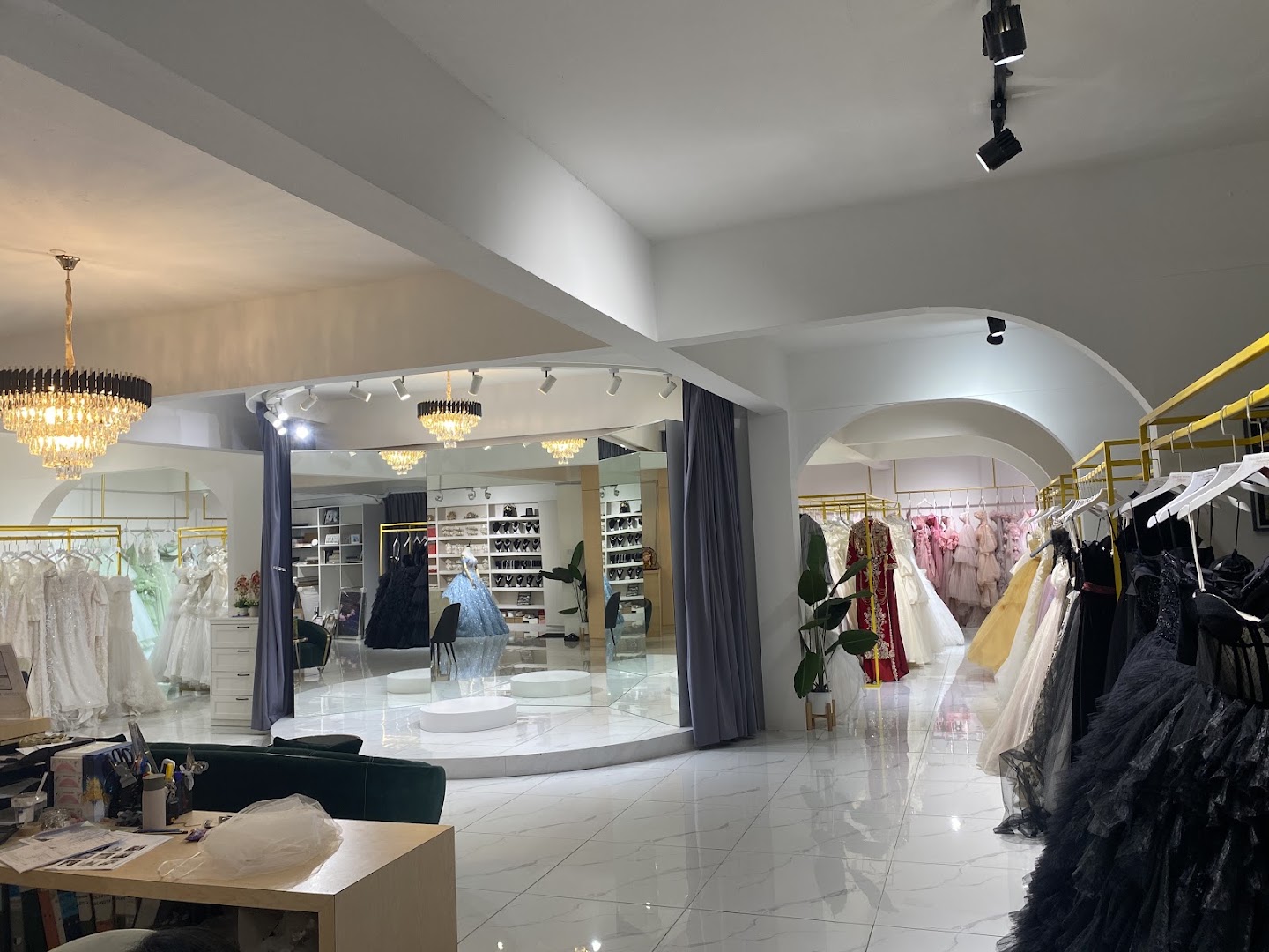 Delove Bridal Selection (Miri) gallery photo