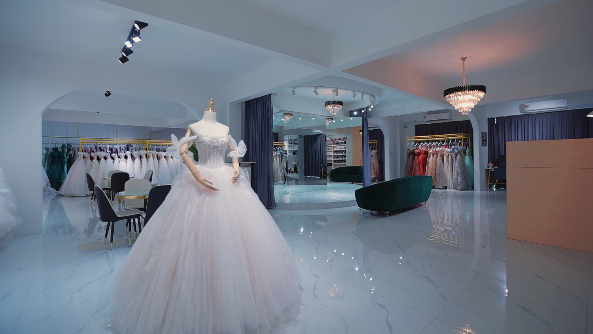 Delove Bridal Selection (Miri) gallery photo