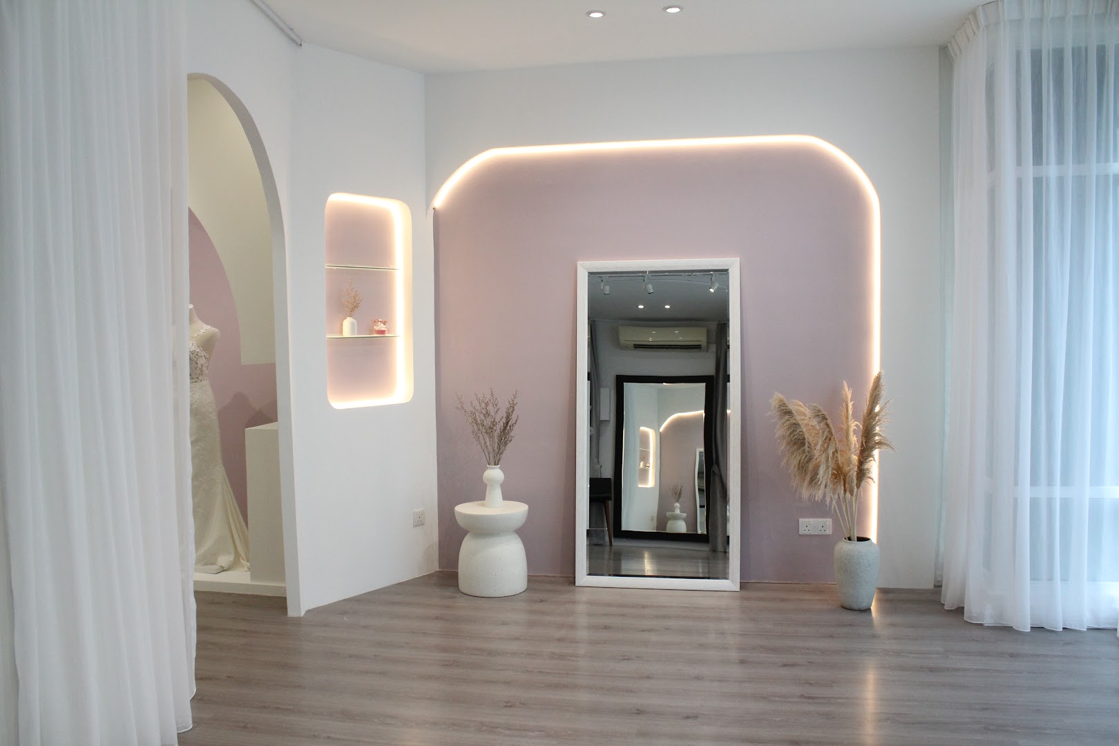 Dentelle Bridal gallery photo