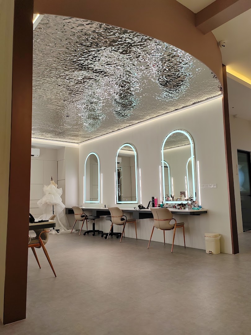 Destino Signature Studio gallery photo