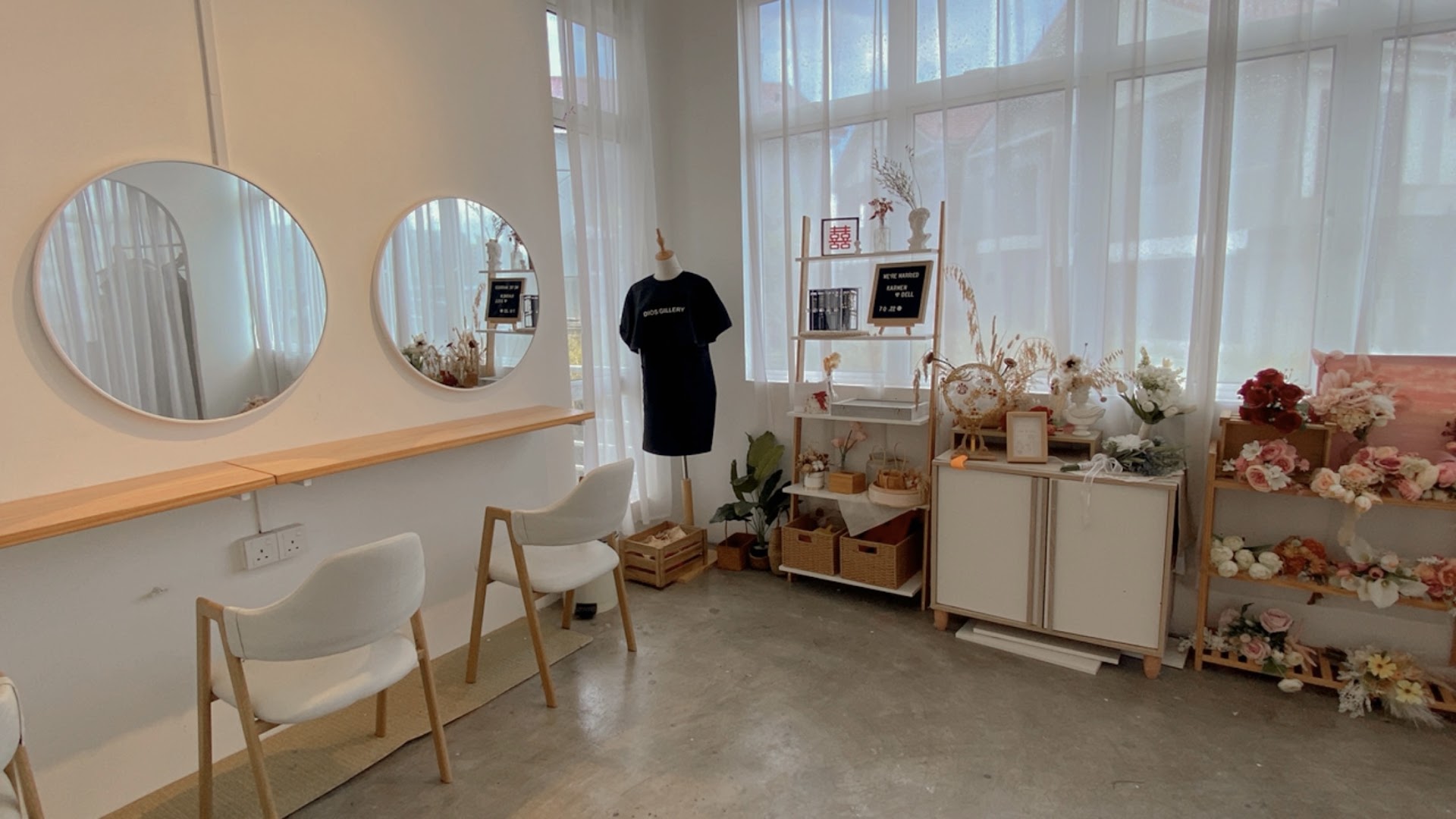 DIOS Gallery gallery photo