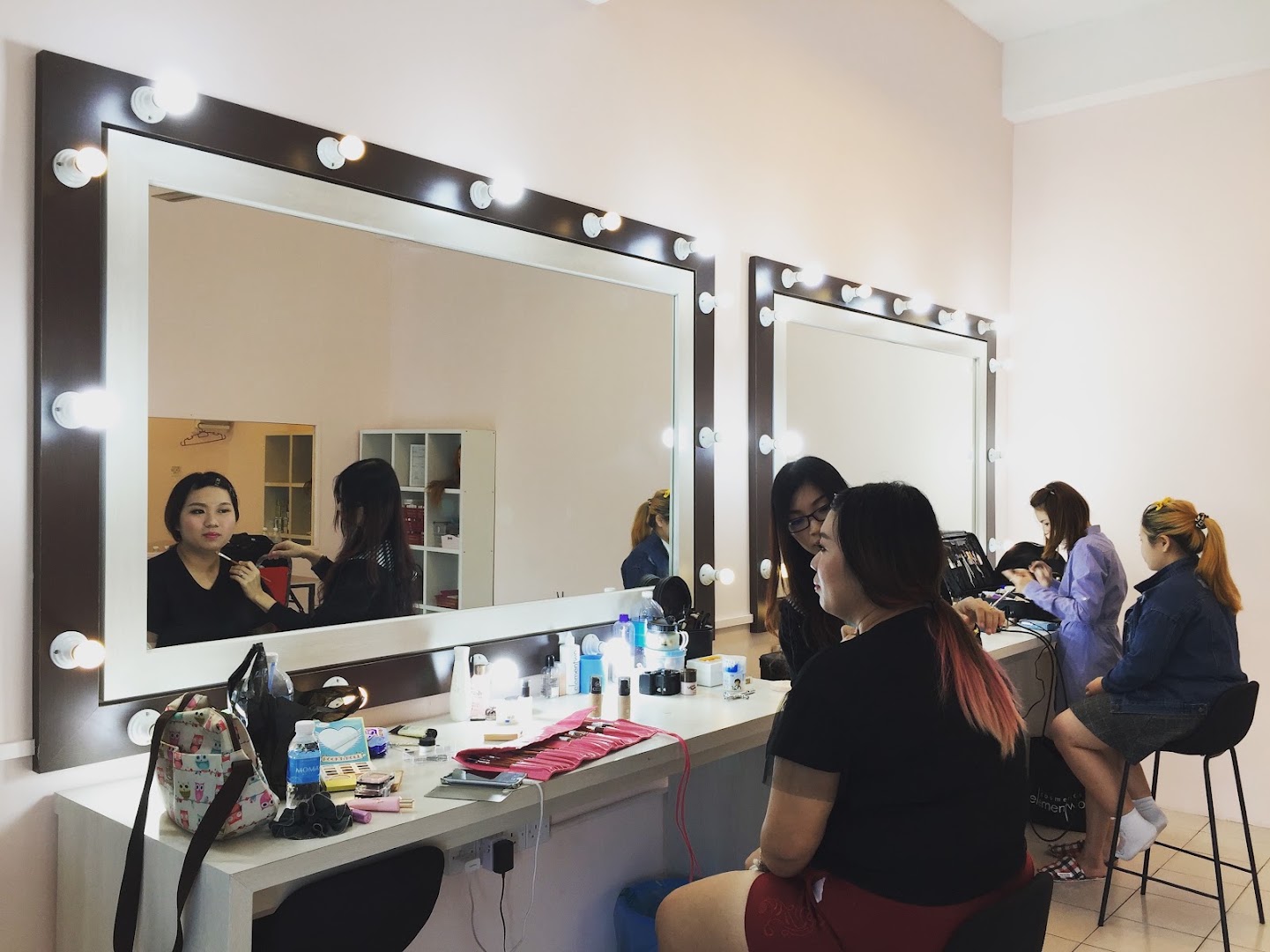 Dora Makeup Studio Academy gallery photo