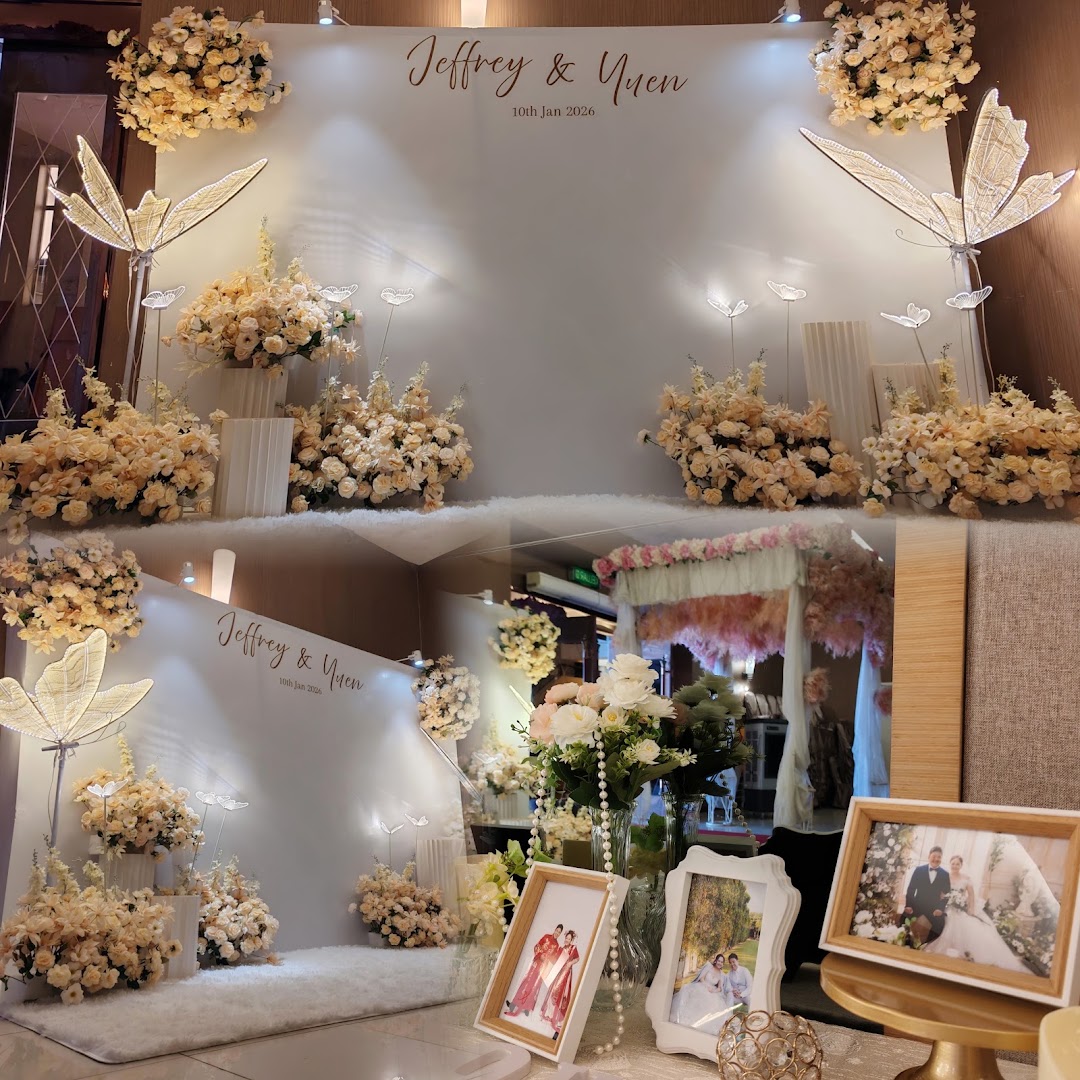 Floral Signature gallery photo