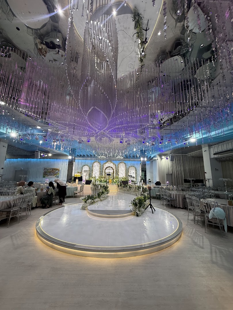 Galaxy Glasshouse By Diva gallery photo