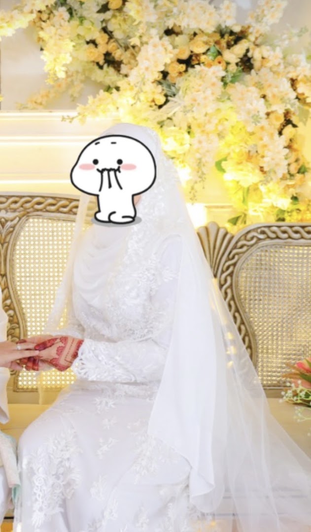 Ghee Bee Wedding Gowns For Hire gallery photo