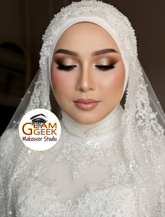 GlamGeek Makeover | Kuching Makeup Artist Kuching l MUA gallery photo