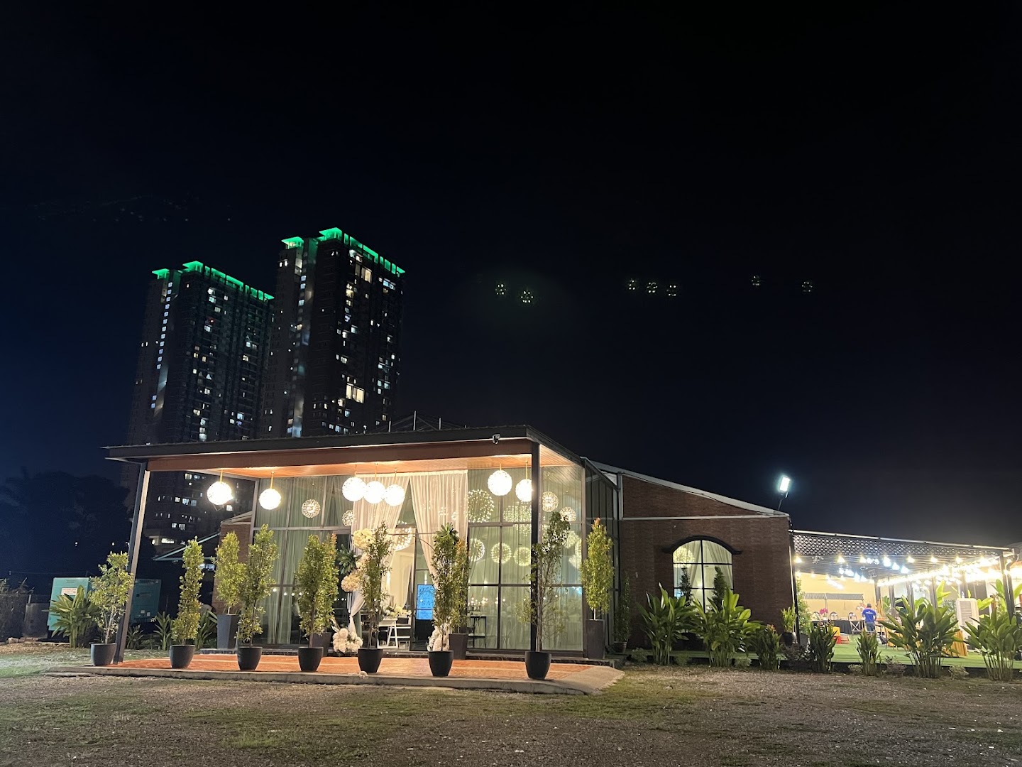 GLASS HALL by LUGAR DE LA BODA gallery photo