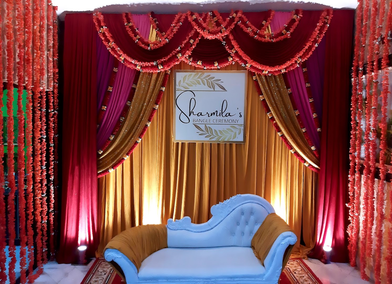 Golden Decorator gallery photo