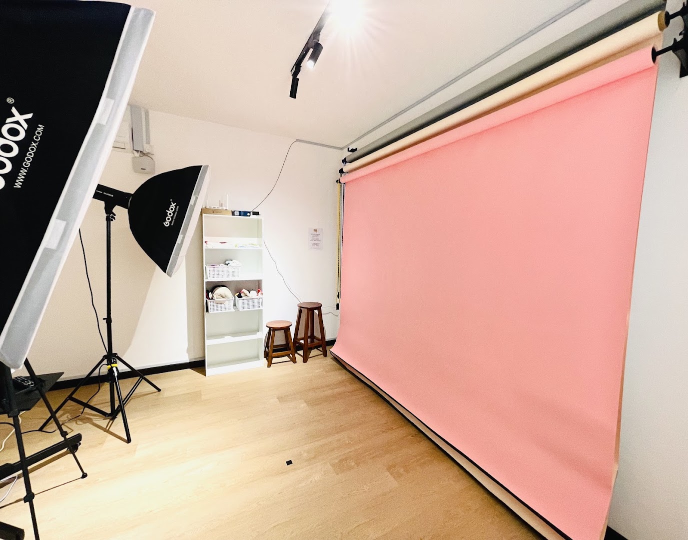 Graciasi Self-Photoshoot Studio @ Miri Times Square gallery photo