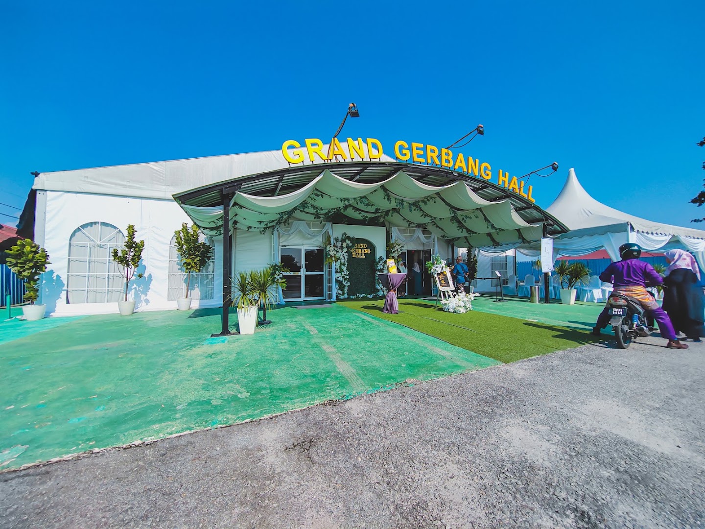 Grand Gerbang Hall gallery photo