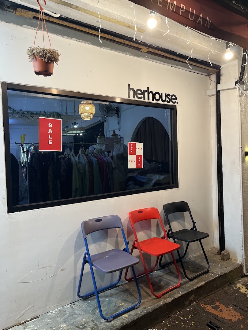 Her House Butik Bundle Perempuan gallery photo