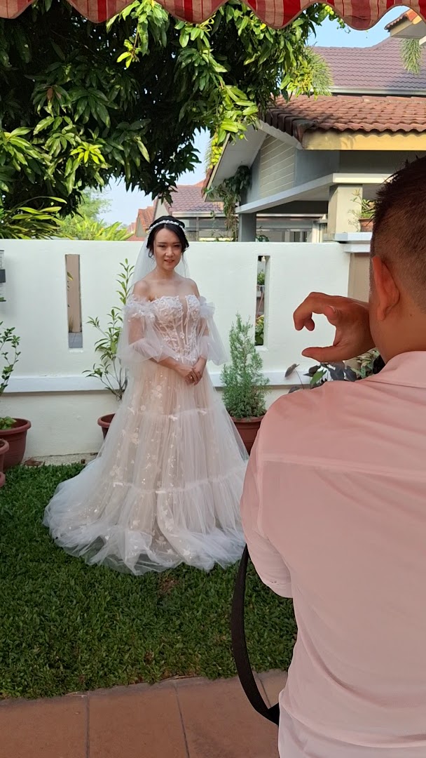 Jaimie Yap bridal makeup & hairstyling services gallery photo