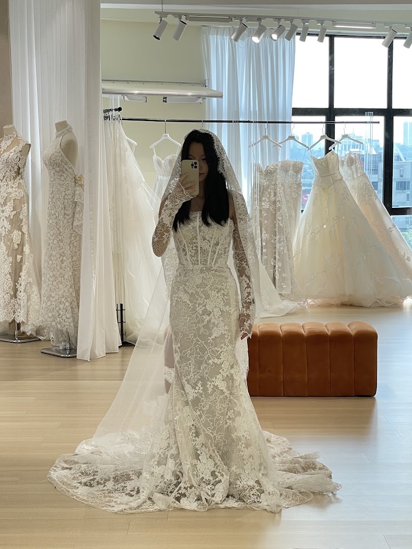 Jemuse Bridal gallery photo