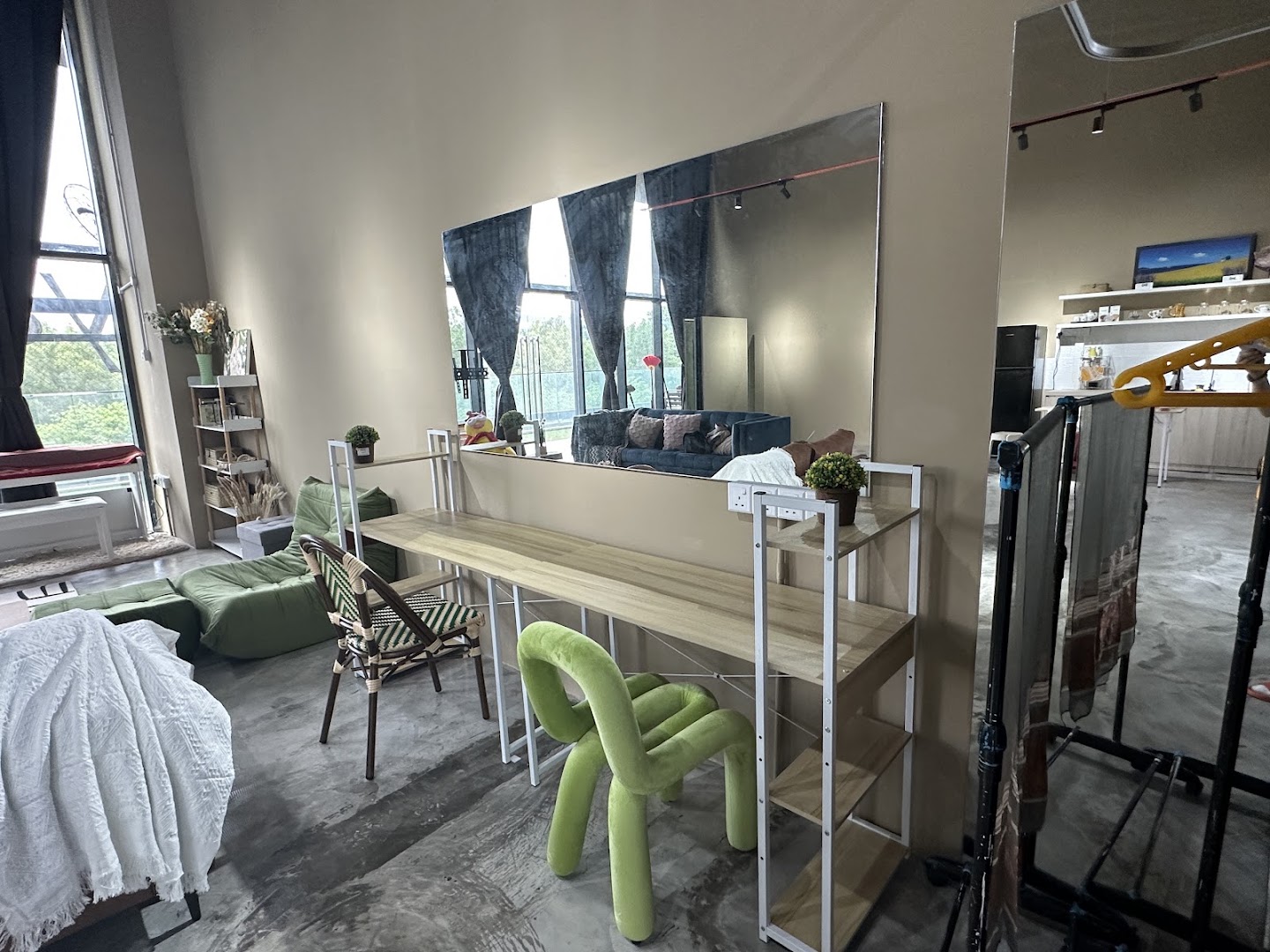 Jengss Studio gallery photo