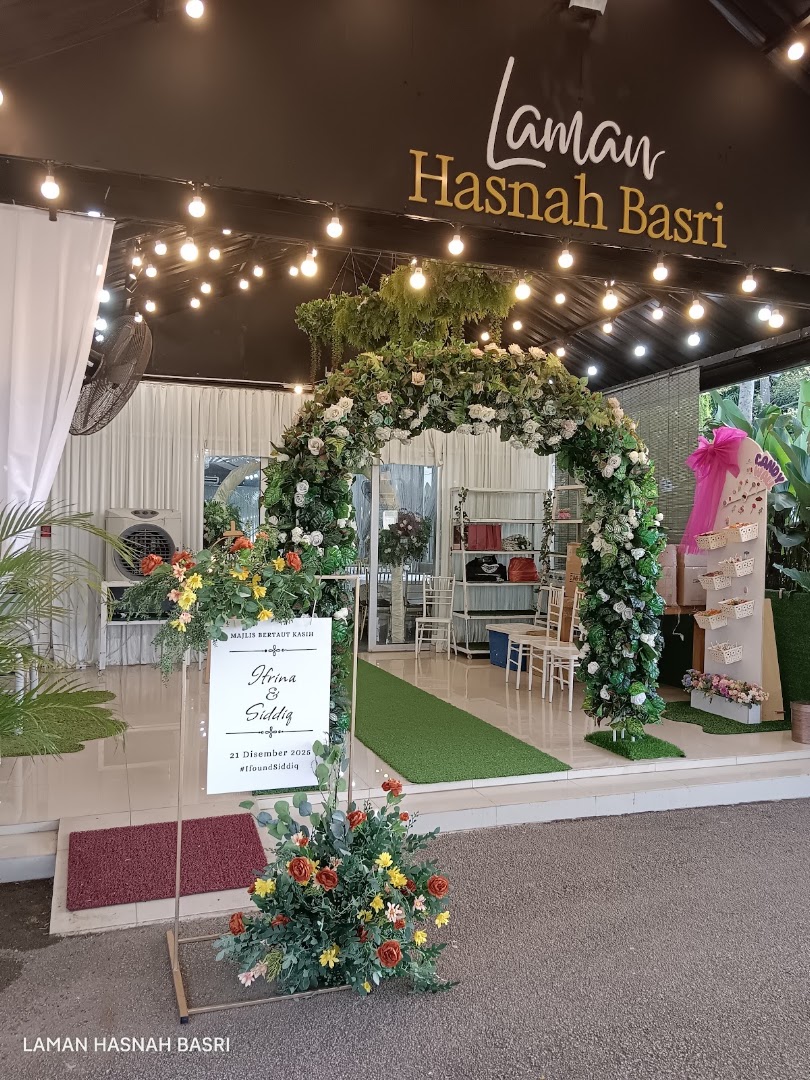 Laman Hasnah Basri gallery photo