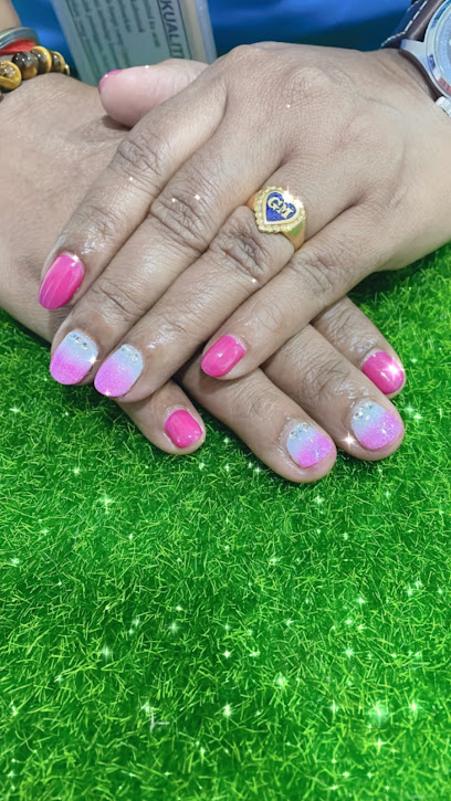 Leenu beauty salon, Bridal Makeup Artist in Klang