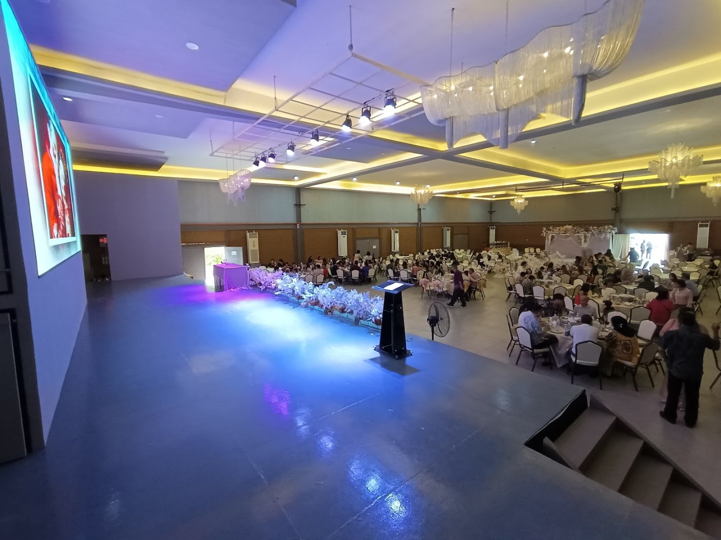 LKH Hall (Monstera Hall) gallery photo