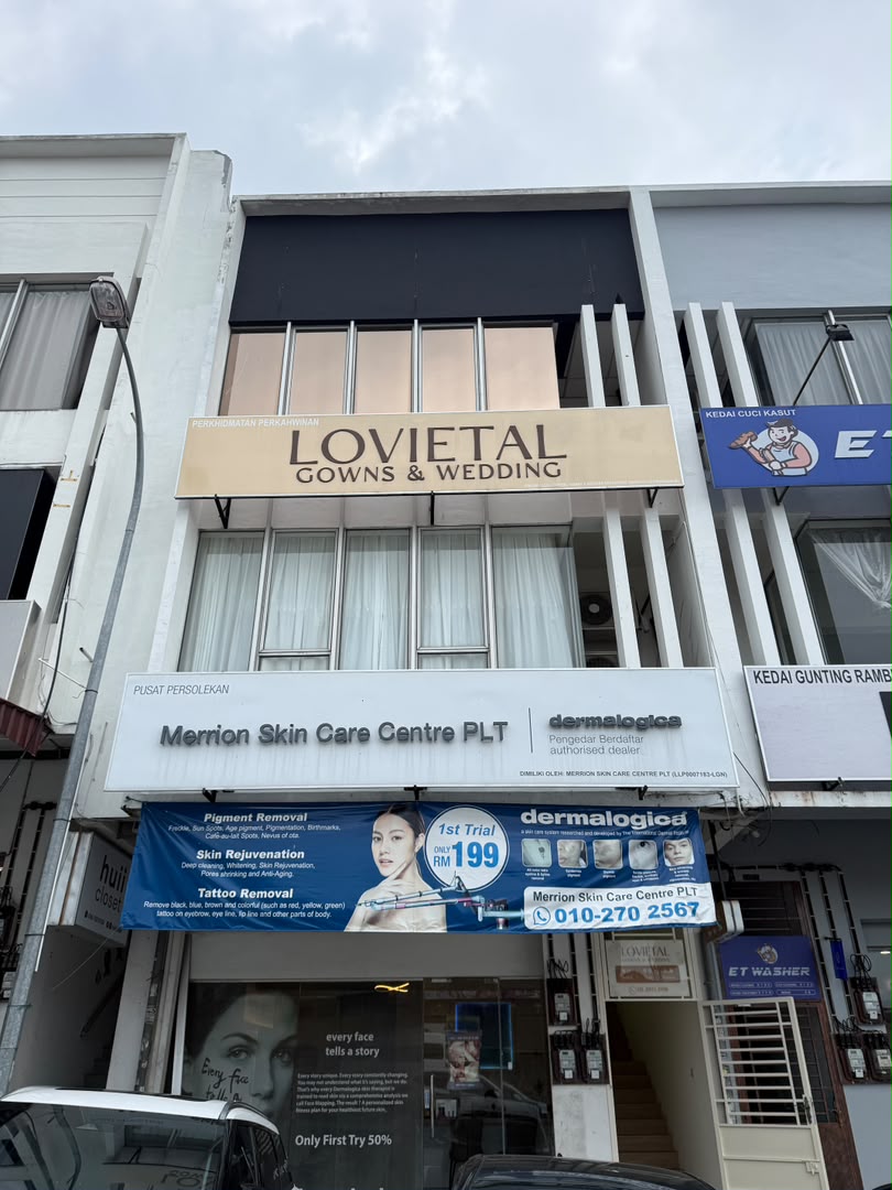 Lovietal Gowns & Wedding gallery photo