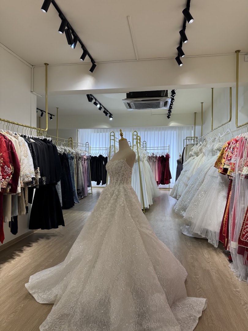 Lovietal Gowns & Wedding gallery photo