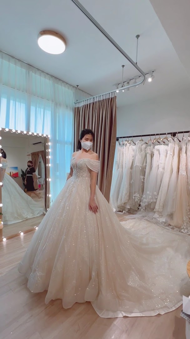 Luminous Wedding Gallery gallery photo