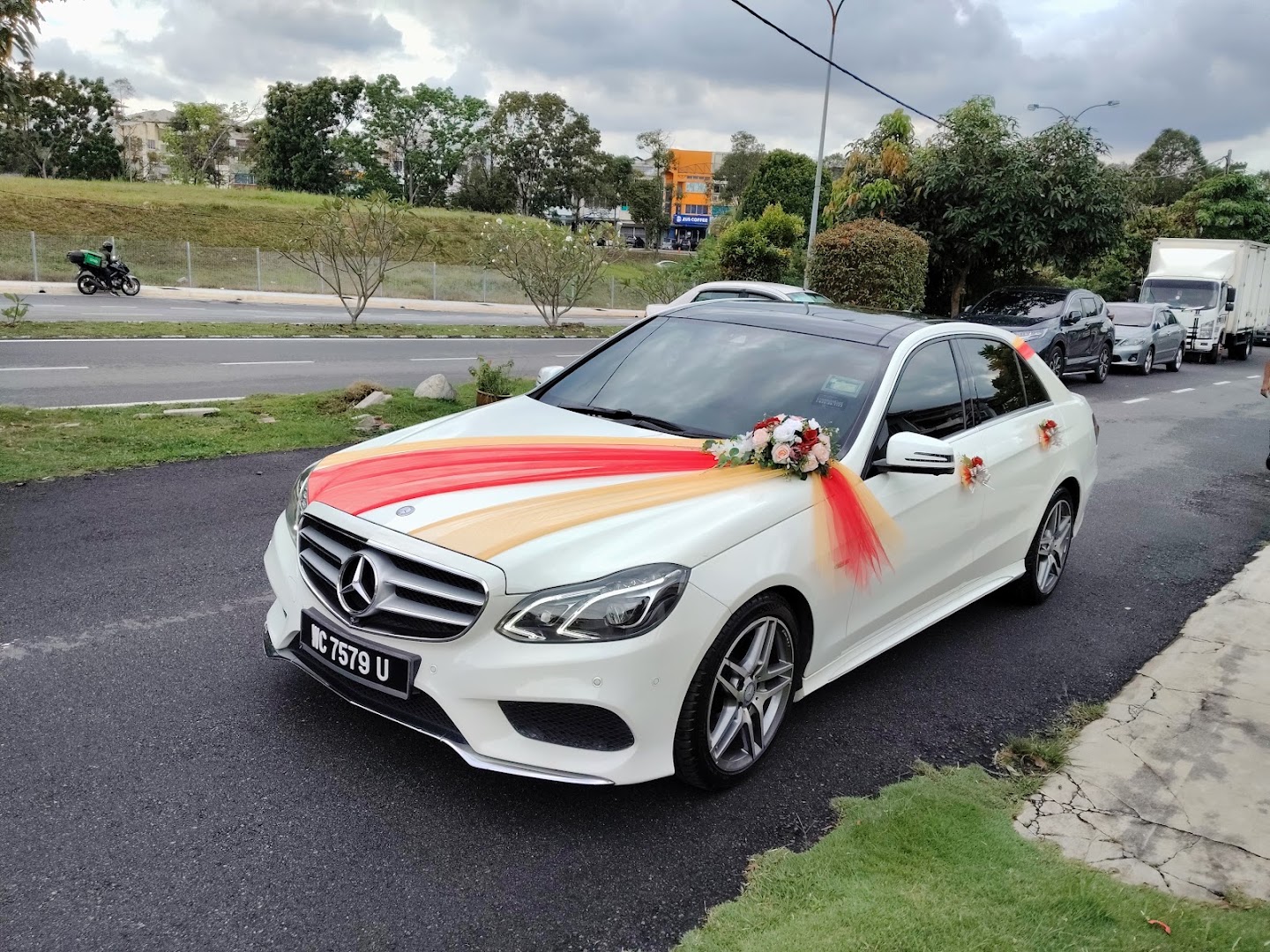 Maasya Ribbon's | Hiasan Kereta Pengantin | Wedding Car Decoration | Flower Decoration | Hiasan Bunga Kereta Pengantin gallery photo