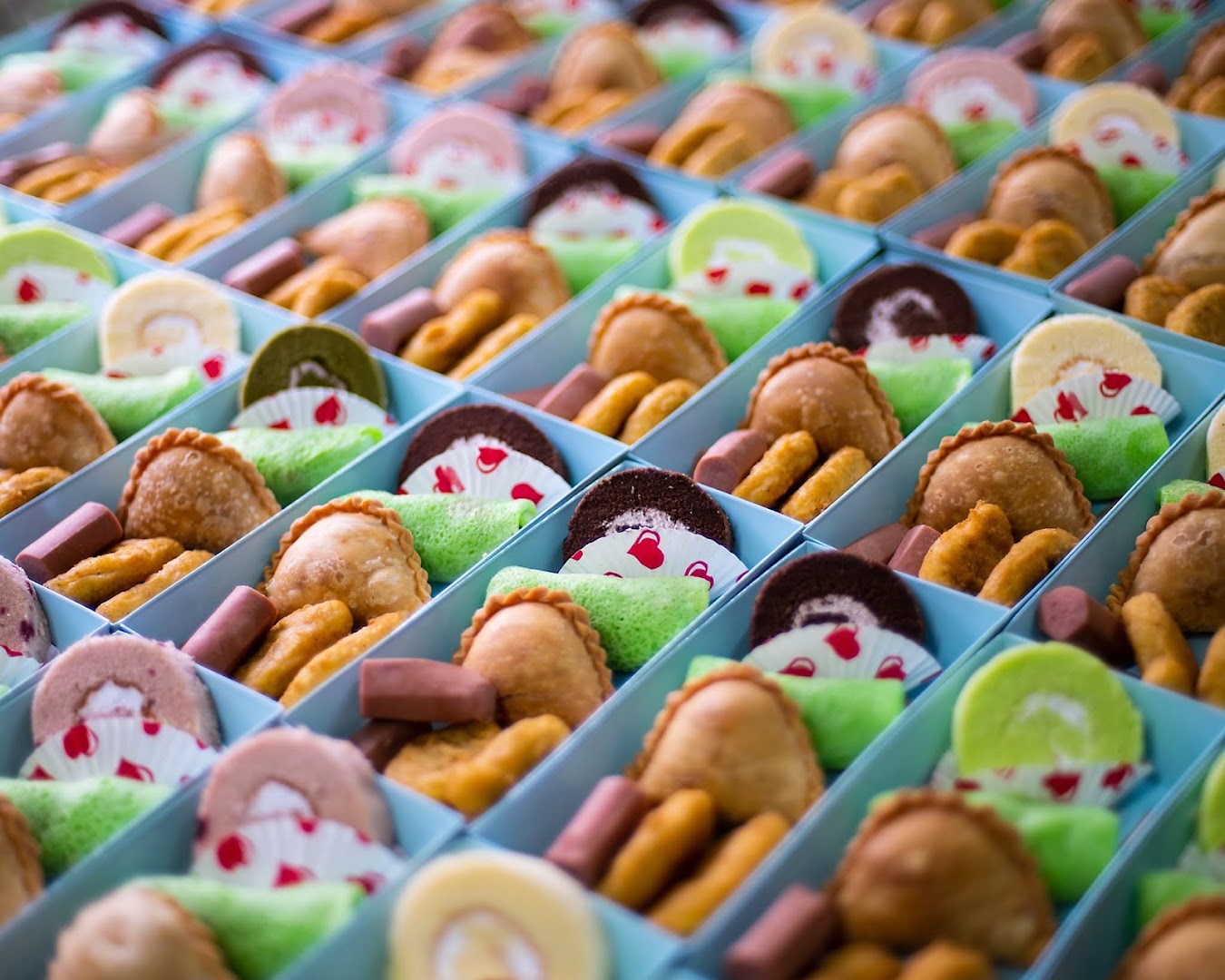 Magic Kitchen Buffet Catering Services gallery photo