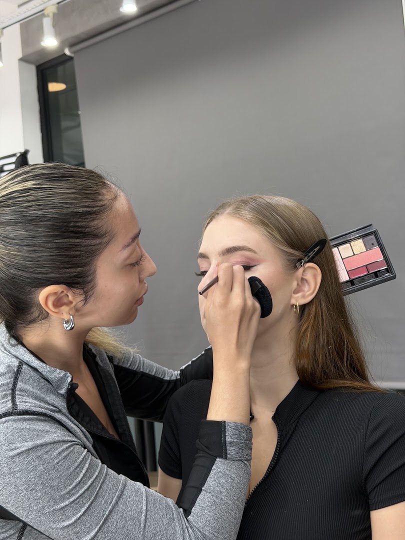 Makeup Miracle Academy & Workshop gallery photo