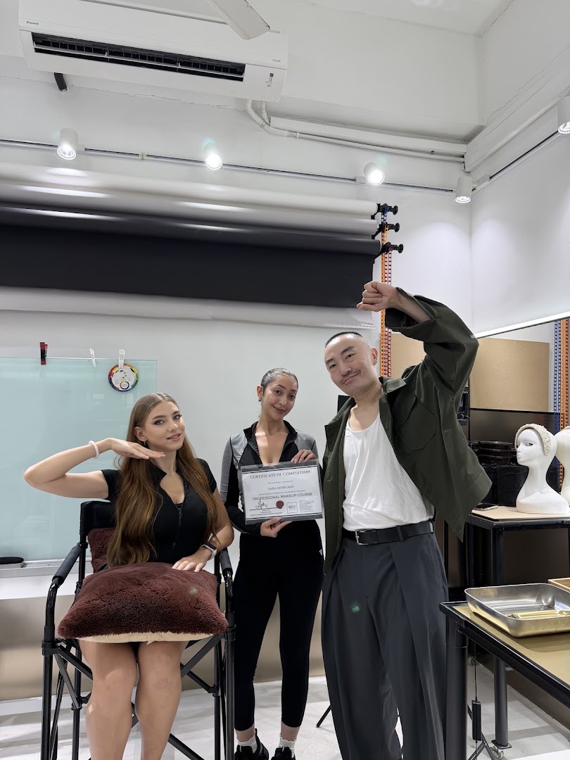 Makeup Miracle Academy & Workshop gallery photo