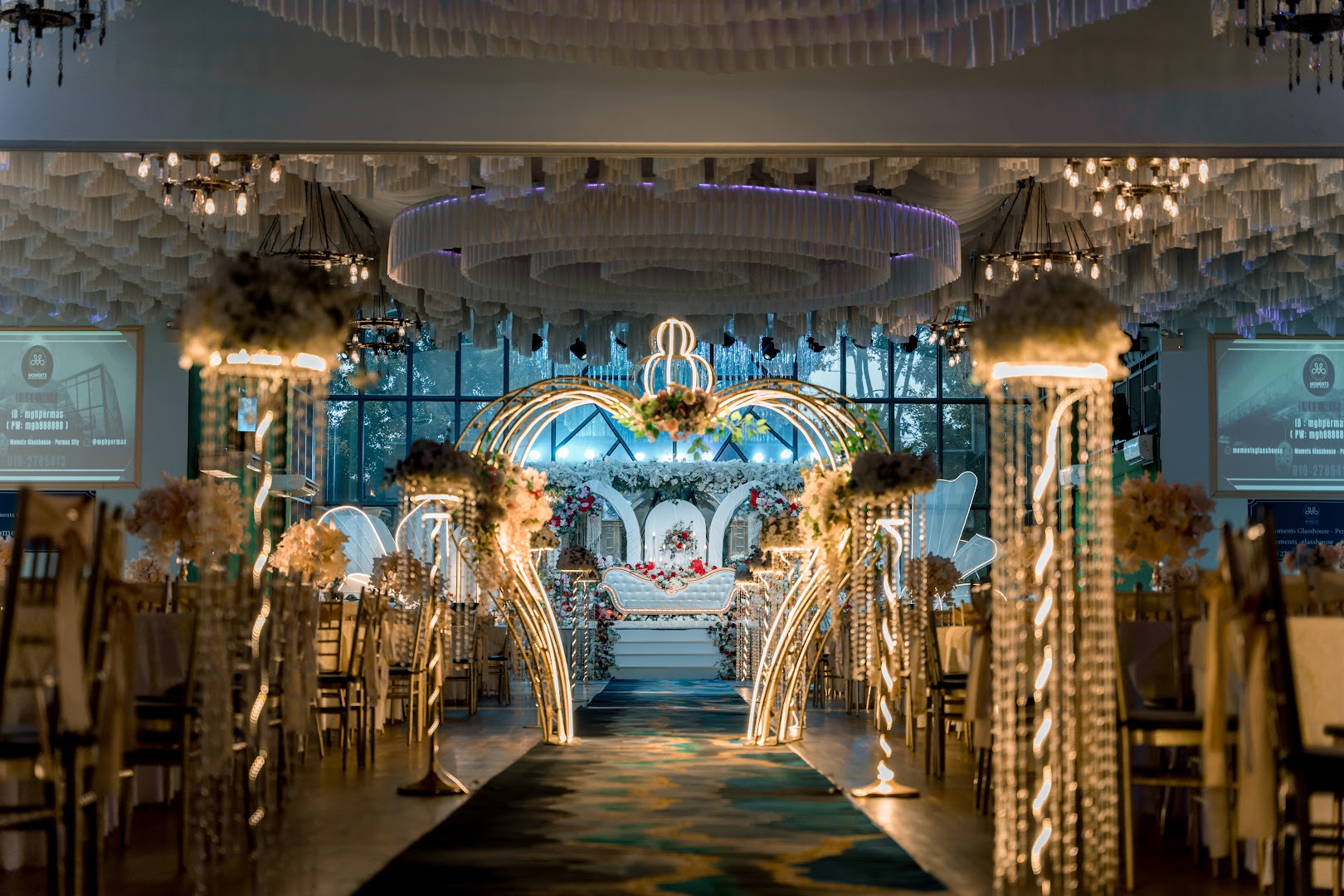 Moment Glass house gallery photo