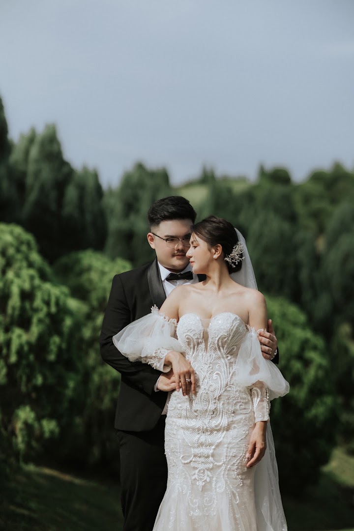 Mon Cheri Signature Bridal gallery photo