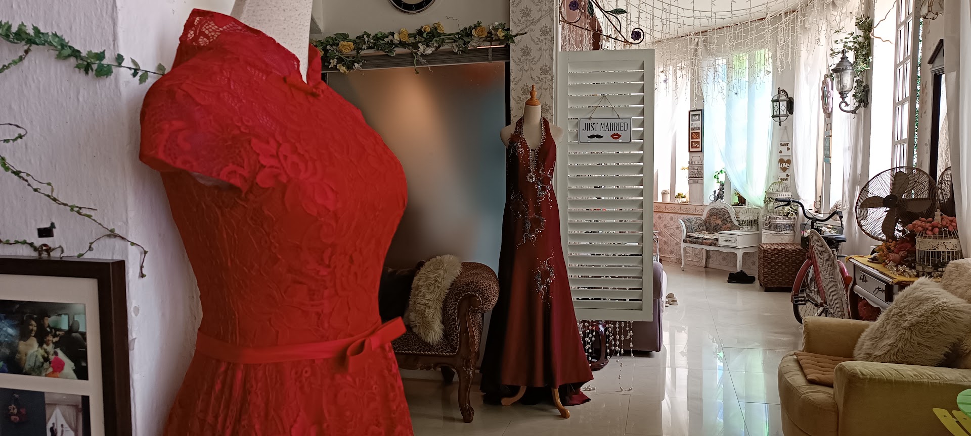 Mushroom King Bridal Studio gallery photo