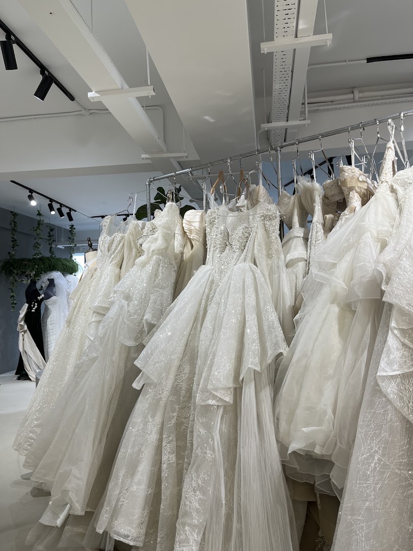Pick A Gown • Wedding gallery photo