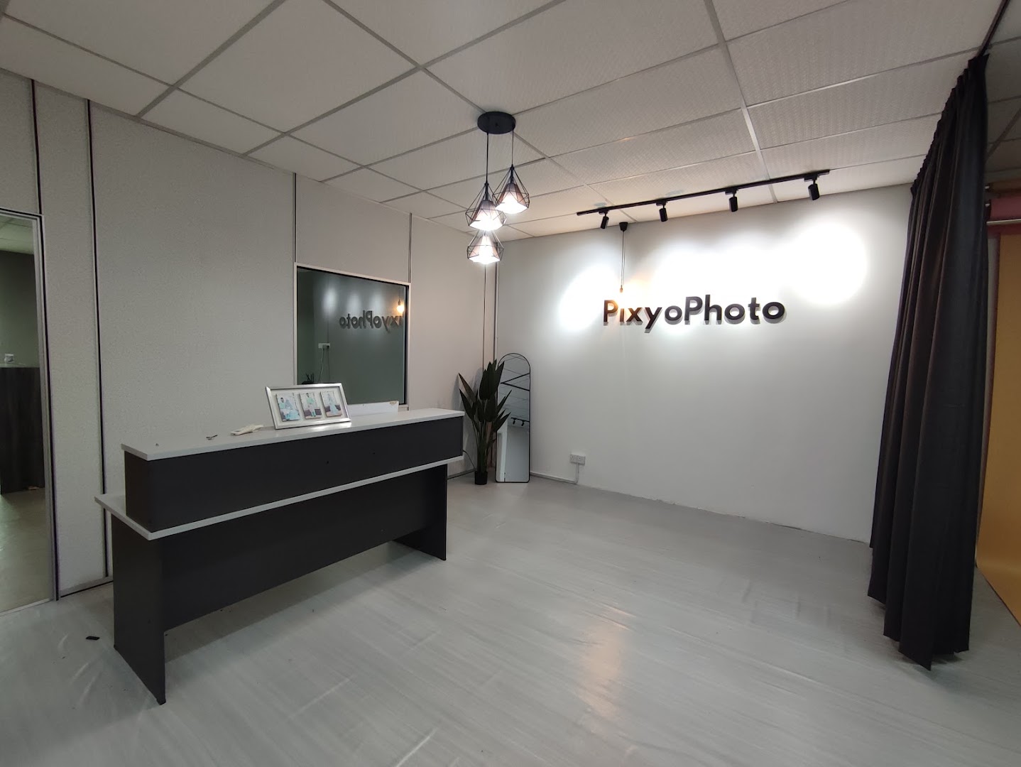 PIXYO PHOTO STUDIO gallery photo