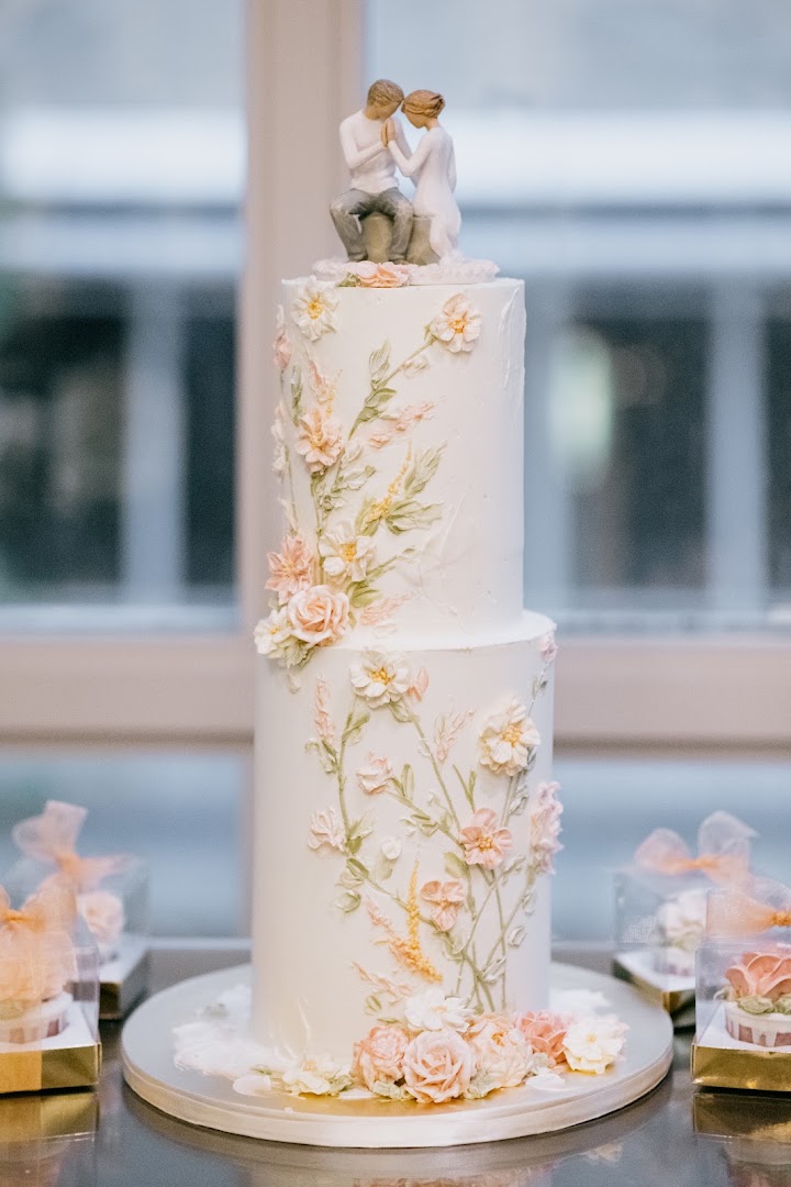 Pretty Little Things Weddings gallery photo