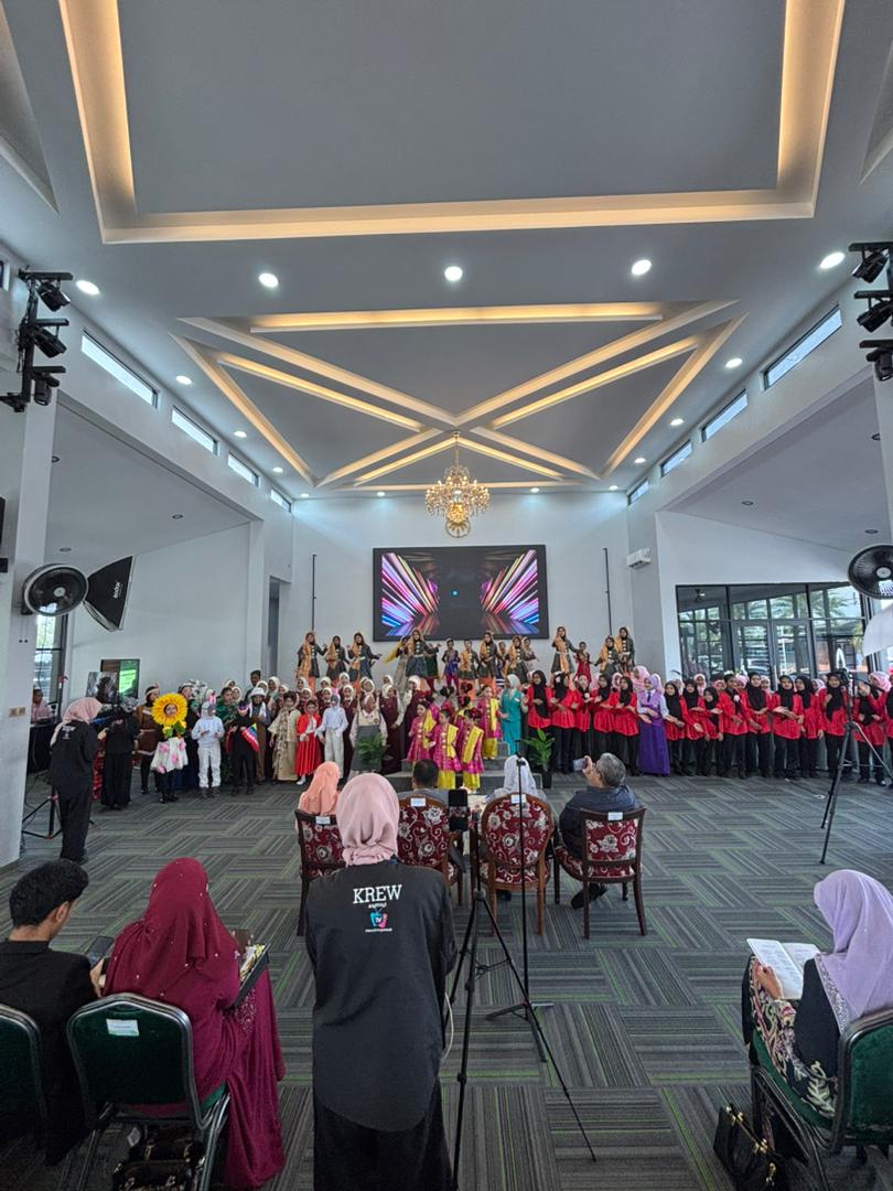 PUTERI PALMERA GLASS HALL, LANGGAR gallery photo