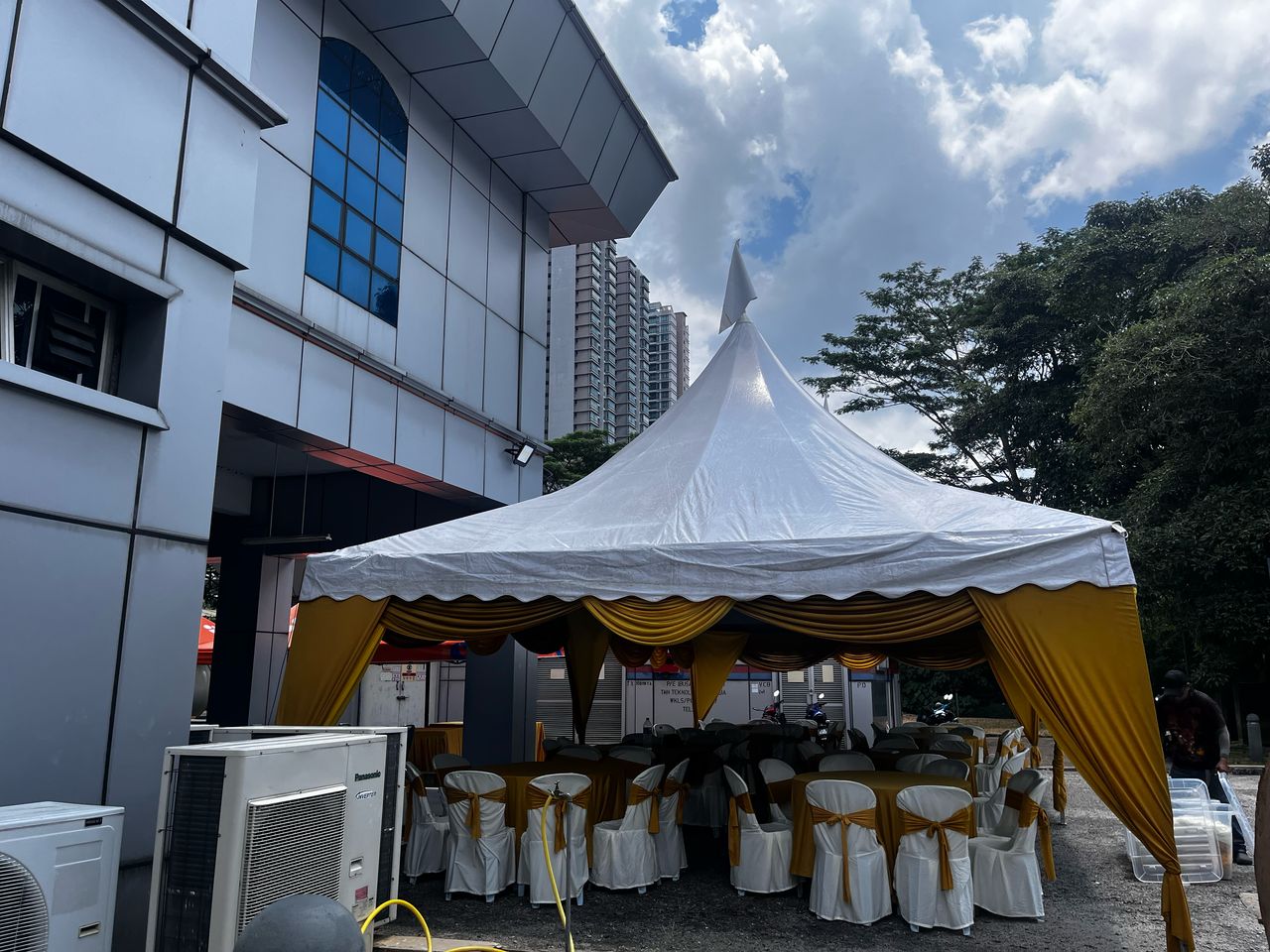 rose canopy & event planner gallery photo
