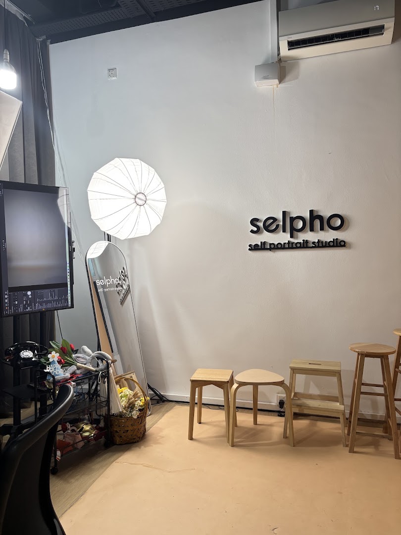 Selpho Studio gallery photo